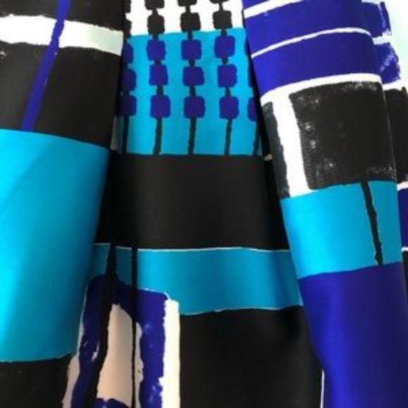 Lane Bryant Blue Geometric Circle Skirt w/Pockets - Picture 3 of 5